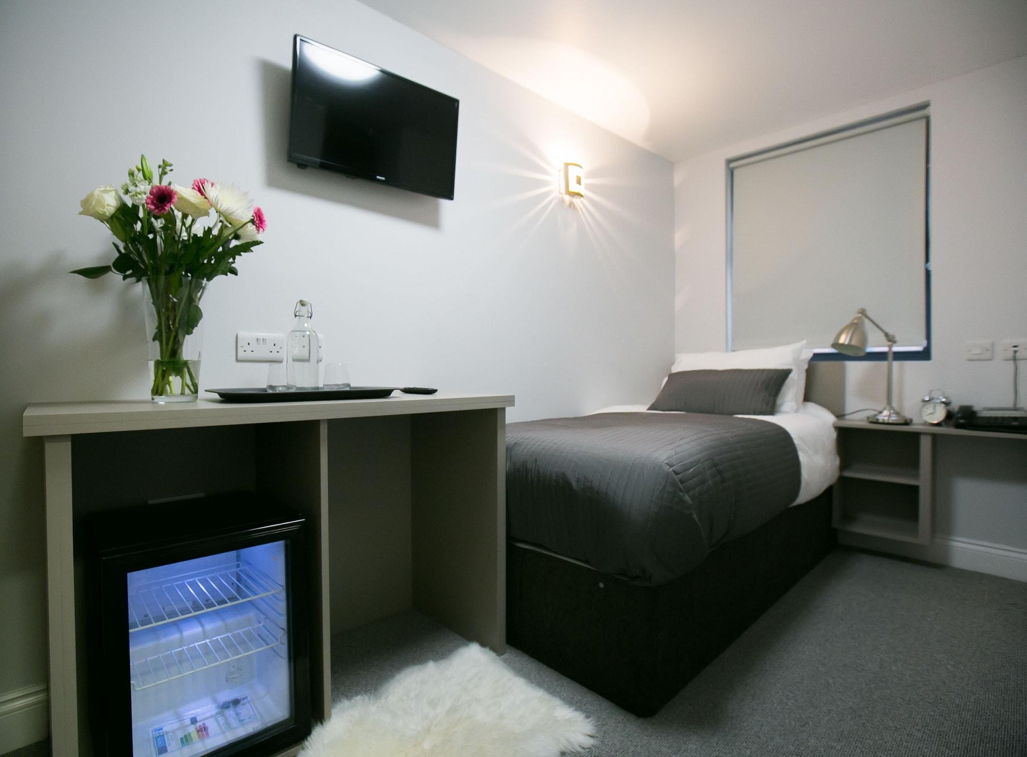 Belvilla Ilford Hill Hotel London Exterior foto