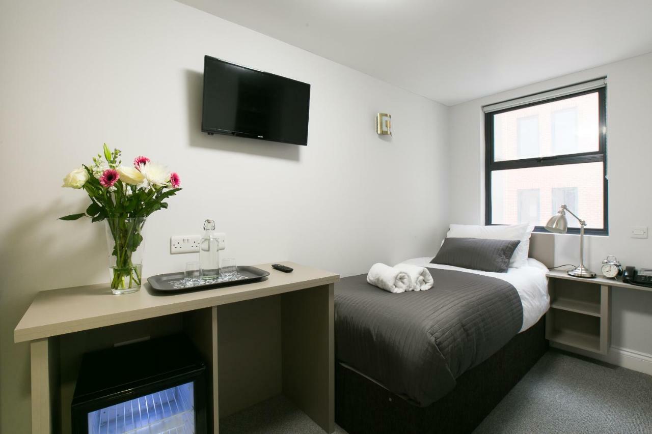 Belvilla Ilford Hill Hotel London Exterior foto